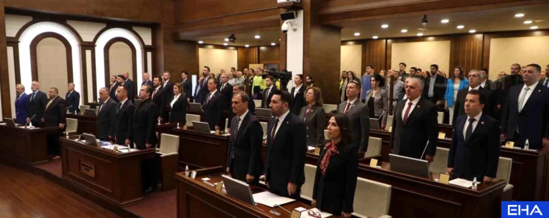 buyukcekmece-belediye-meclisi-yeni-donemin-il-17218696_amp (1)_batcheditor_fotor